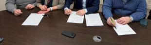 Immagine Firma accordo SDS_Sindacati