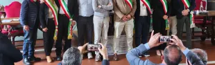 Immagine firma protocollo Rete Sindaci Europassione Italia