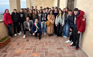 Immagine studenti medie - Diploma Premiato 2024