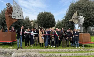 Donna in cammino - Alberto Inglesi