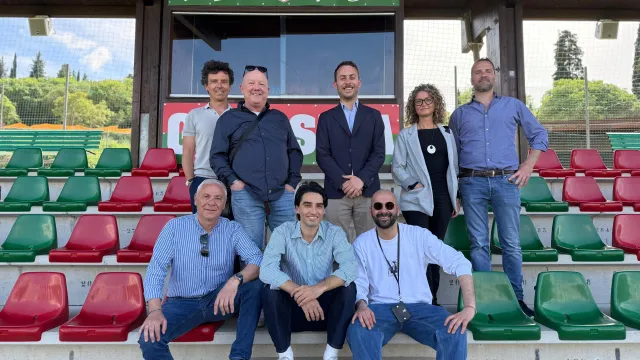 Immagine nuove sedute stadio Pazzagli