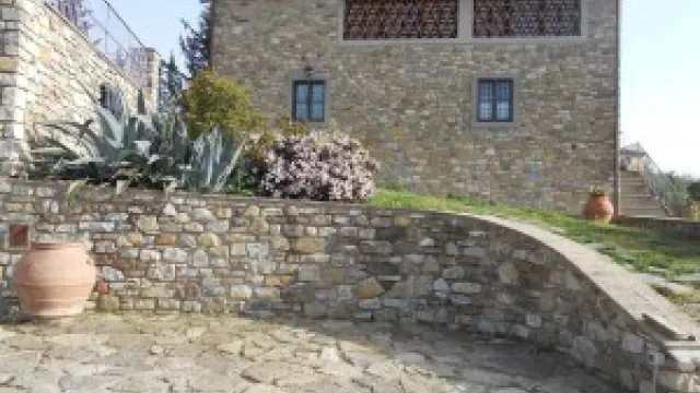 Descrizione immagine non disponibile