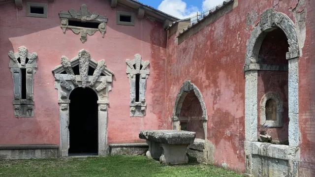 Descrizione immagine non disponibile