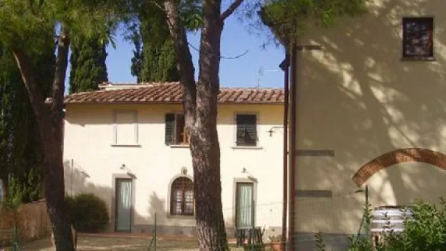 Descrizione immagine non disponibile