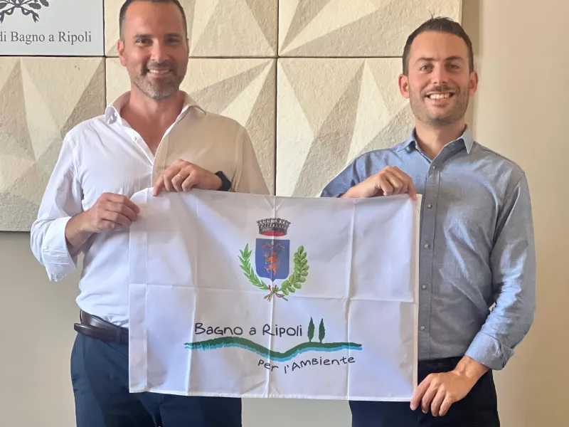 Immagine del sindaco Francesco Pignotti con l'assessore Francesco Conti
