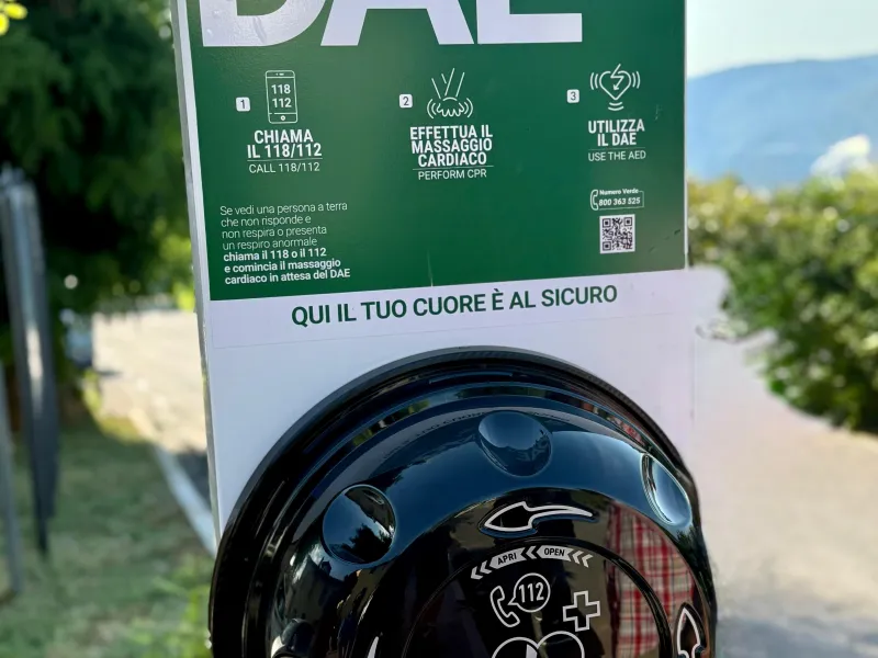 Immagine di un defibrillatore